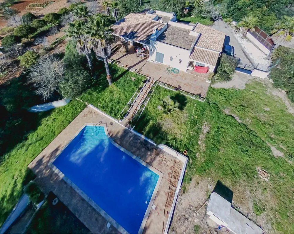 Villa with pool in Faro