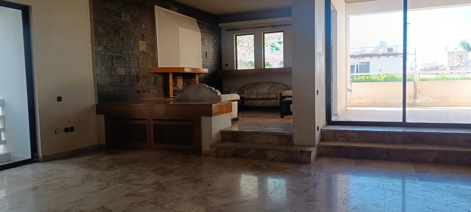 Modern apartment in prime location
