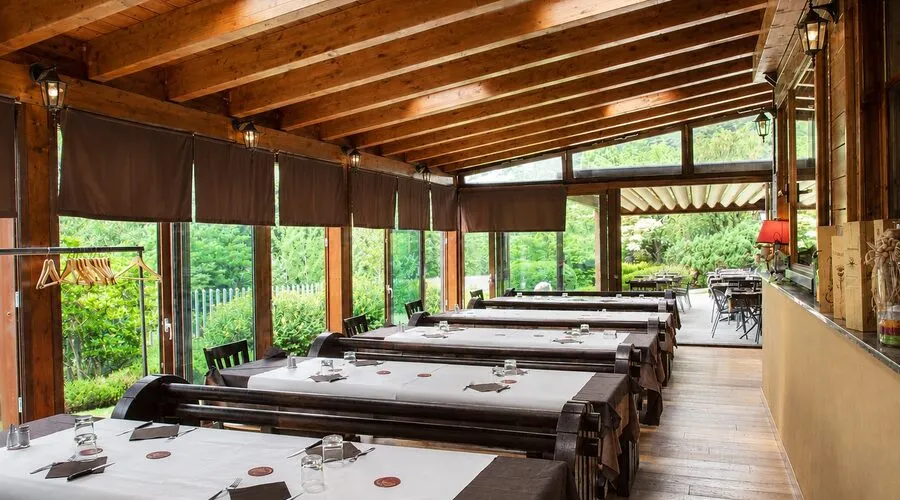 48 rooms Hotel in Chiavenna, Italy
