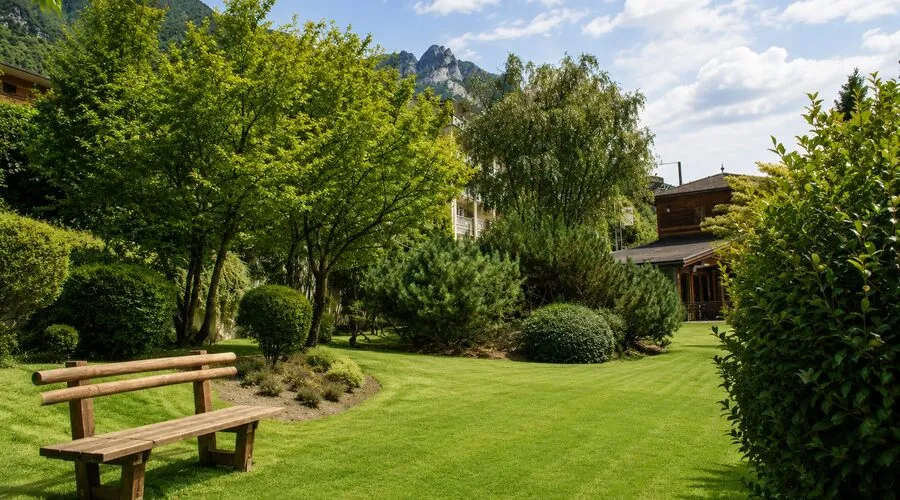 48 rooms Hotel in Chiavenna, Italy