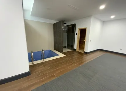 Villa for sale in Marbella Golden Mile