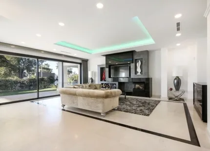 Villa for sale in Marbella Golden Mile