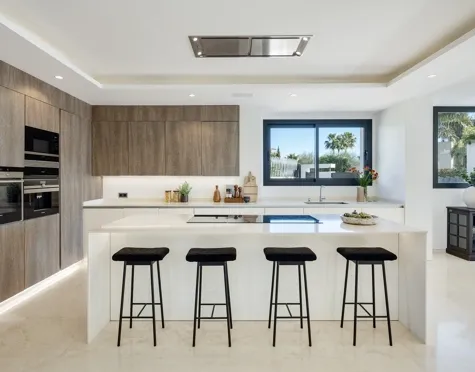 Villa for sale in Marbella Golden Mile