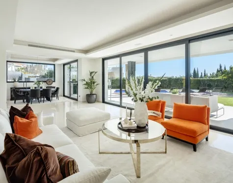 Villa for sale in Marbella Golden Mile