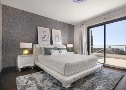 Villa for sale in Marbella Golden Mile