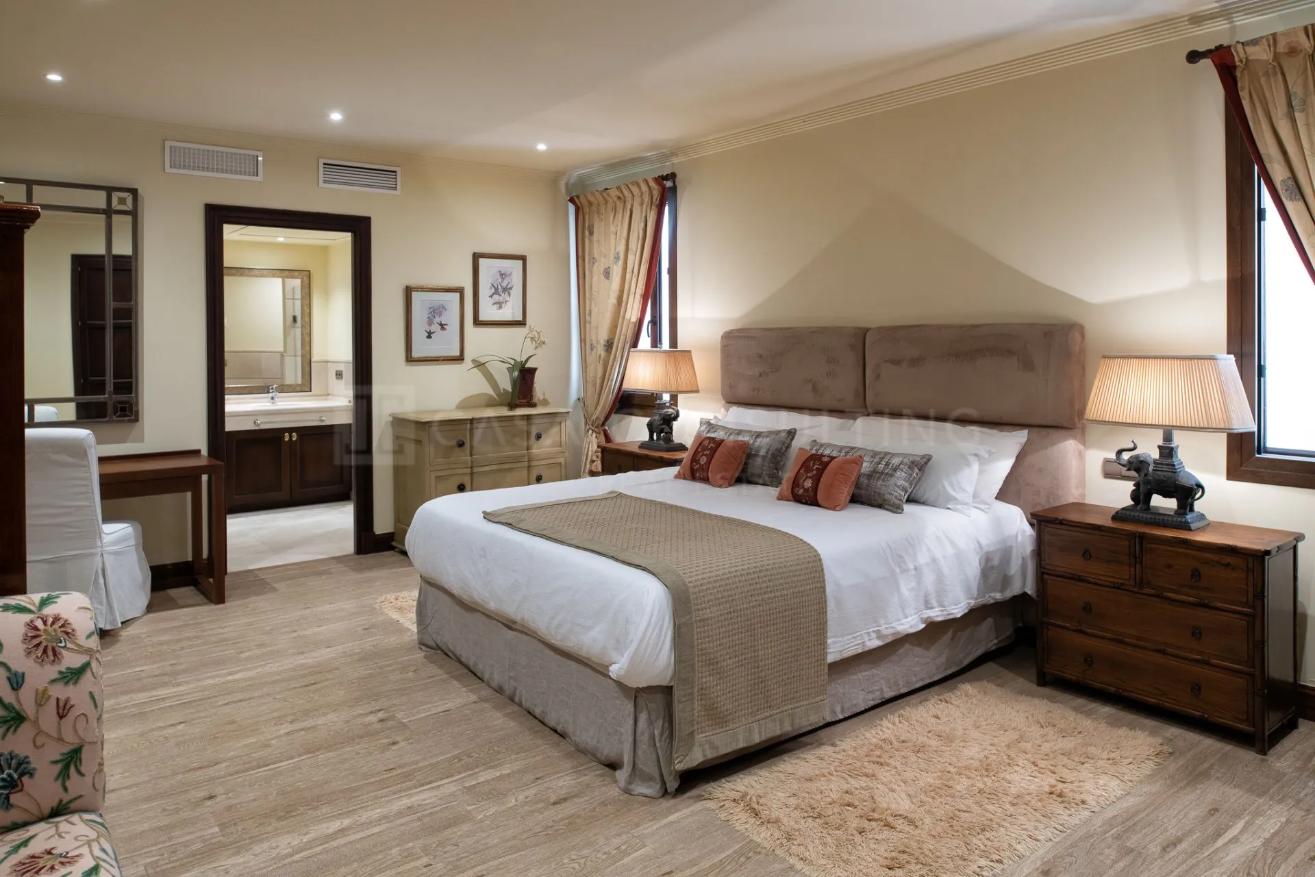 6 bedrooms villa in Sierra Blanca, Marbella